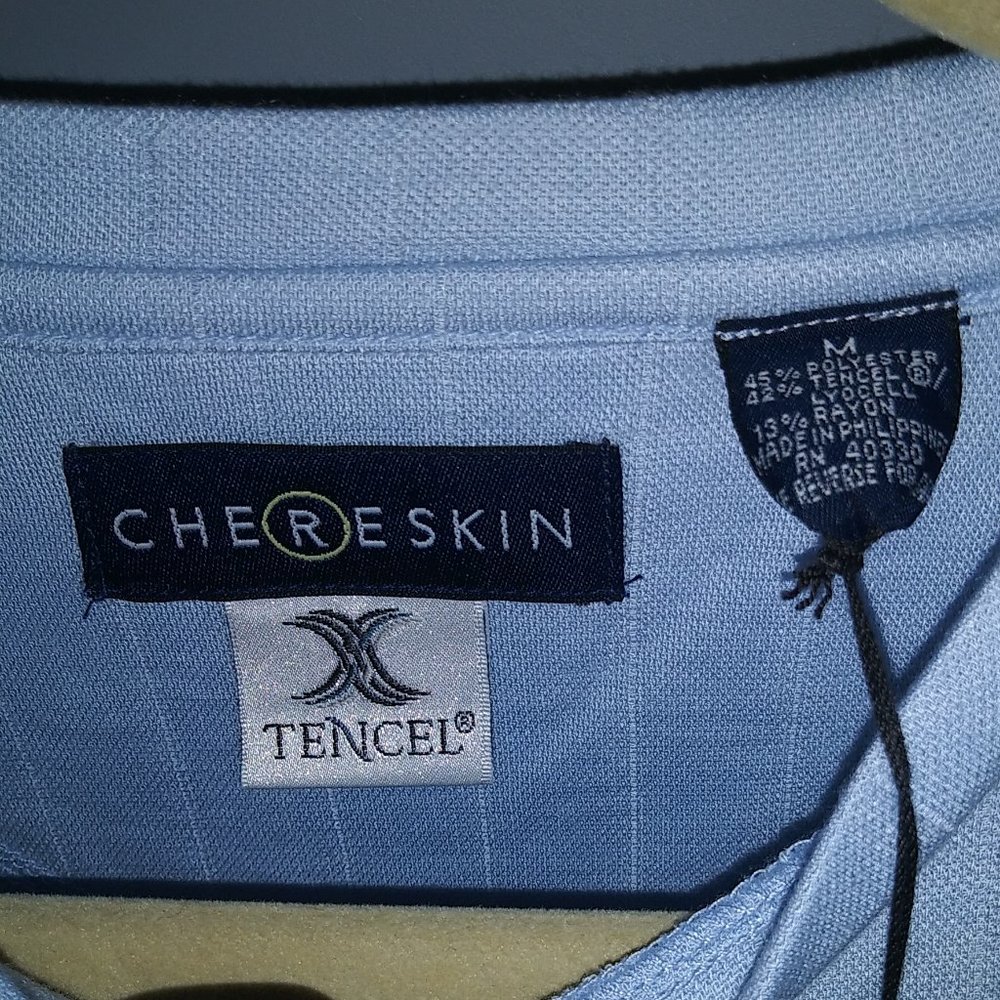 NWT Chereskin Short Sleeve Lt Blue Pull-on Shirt Med - Picture 3 of 8